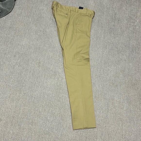 Tommy Hilfiger pants - Picture 3 of 4